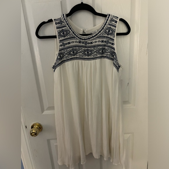 Coastal white and blue dress boutique brand unknown size M - Picture 1 of 2